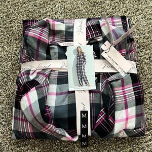 NWT VS flannel long PJ set